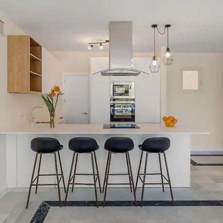 Stylish Sea View In Playas Del Duque Апартаменты Марбелья