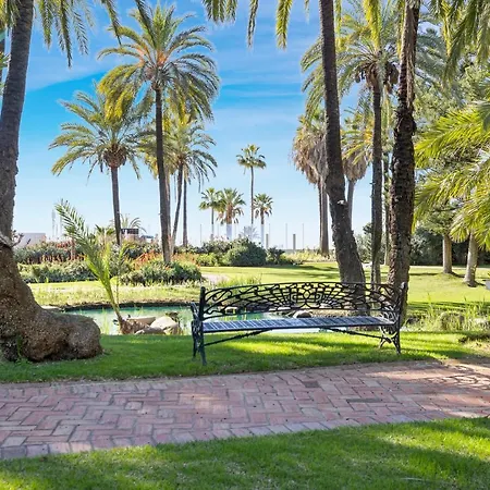 Апартаменты Stylish Sea View In Playas Del Duque Марбелья