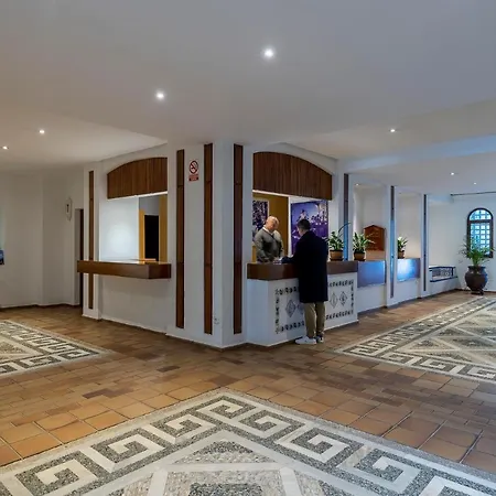 Stylish Sea View In Playas Del Duque Апартаменты *