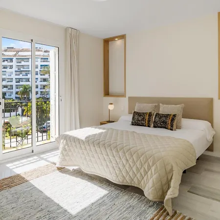 Apartment Stylish Sea View In Playas Del Duque