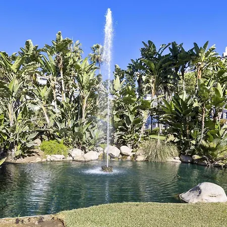 Stylish Sea View In Playas Del Duque Apartment