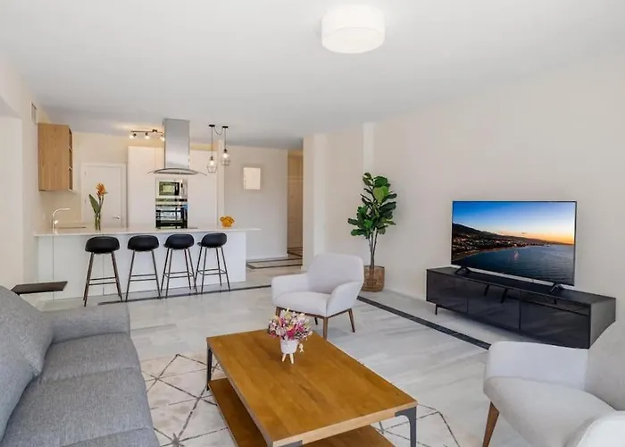 شقة Stylish Sea View In Playas Del Duque *