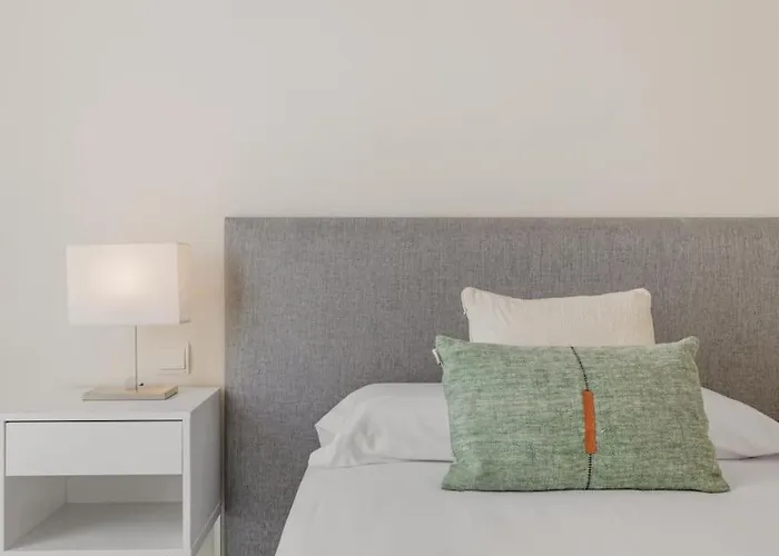 Stylish Sea View In Playas Del Duque *