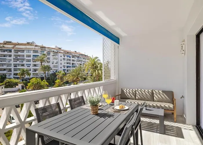 Lägenhet Stylish Sea View In Playas Del Duque