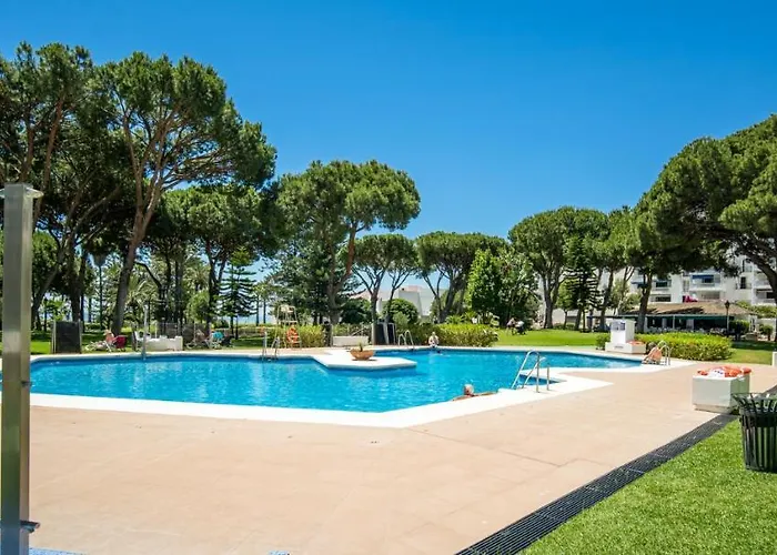 Stylish Sea View In Playas Del Duque Marbella