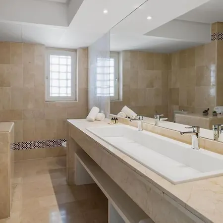 Stylish Sea View In Playas Del Duque Apartman