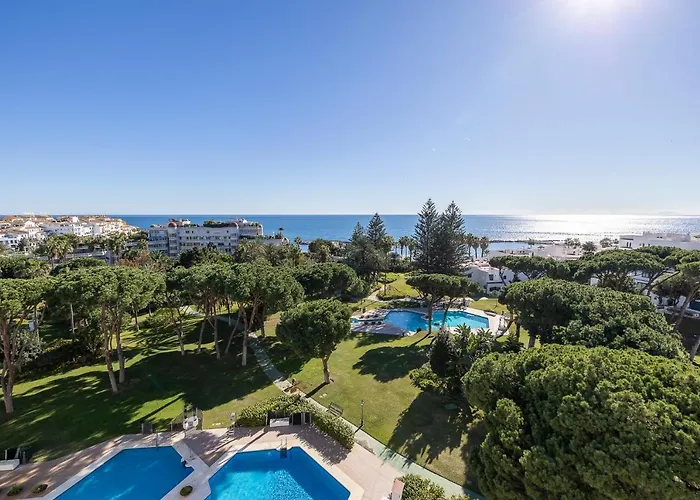 Stylish Sea View In Playas Del Duque Марбелья